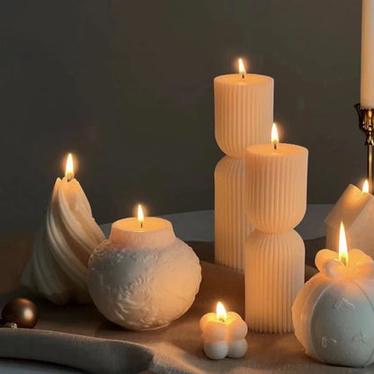 Nordic Large Home Decorative Candles Geometric Art Swirl Scented Candles Room Decors White Aesthetic Luxury Decoration Candle